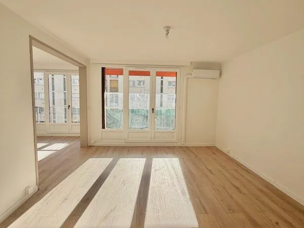 Appartement faux t4 de 72m2