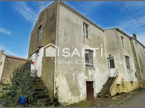 Immeuble de Rapport - Division en 3 Logements + 1 Local Commercial à AVRILLE !!
