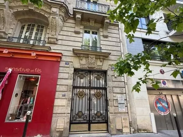 Bureaux 374 m²