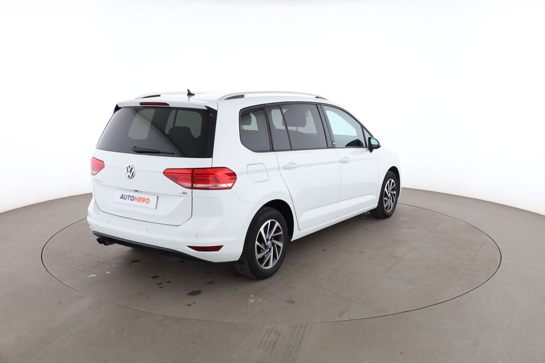 Volkswagen Touran 1.4 TSI BlueMotion Tech Sound — photo 5