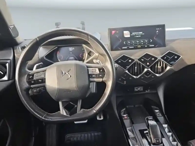 Ds Ds 3 crossback bluehdi 130ch performance line + automatique — photo 3