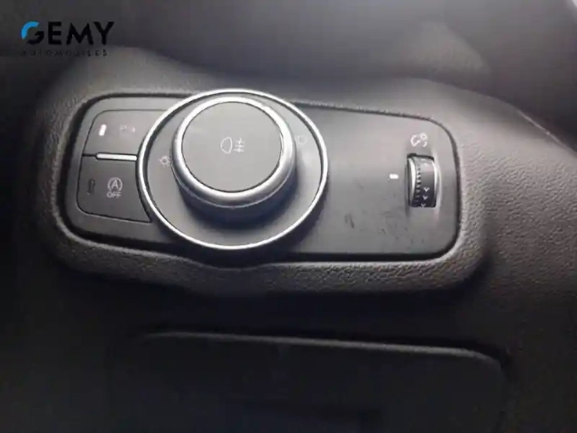 Alfa Romeo Giulia 2.2 210 ch at8 q4 — photo 12
