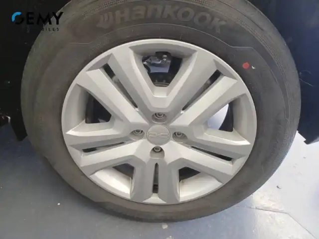 Dacia Sandero eco-g 100 — photo 26