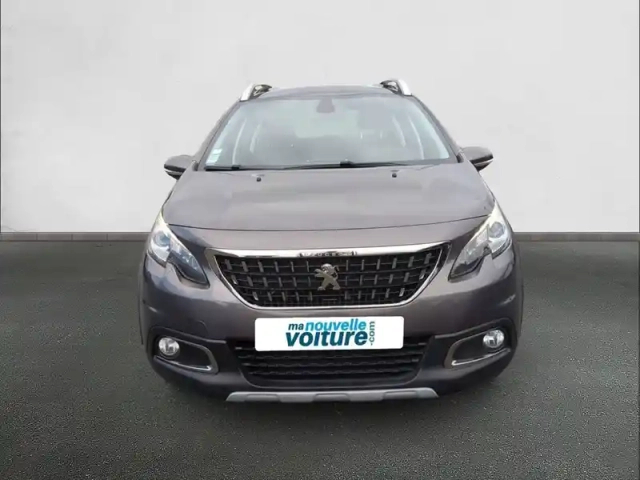 Peugeot 2008 1.2 puretech 110ch s&amp;s bvm5 — photo 2
