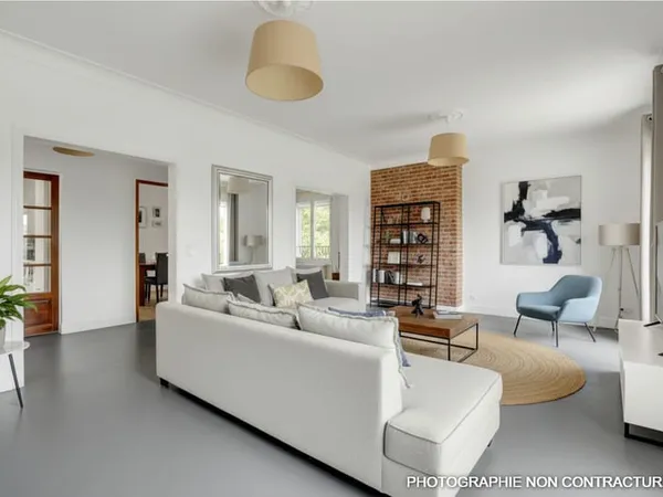 Maison Castanet-Tolosan 8 pièces 220 m2 avec Jardin