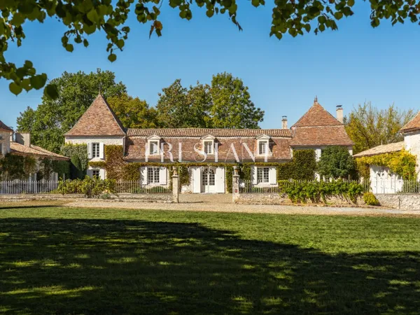 Demeure 13 pièces 130 m²