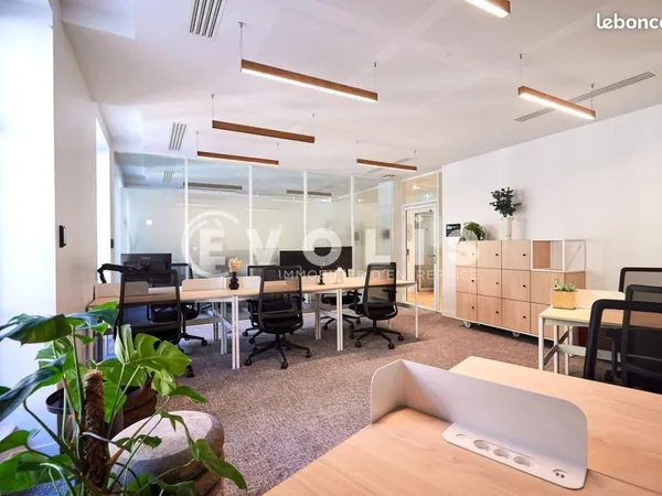 Bureaux 294 m²