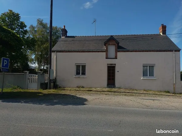 A louer maison T3 à Saint Julien de Vouvantes
