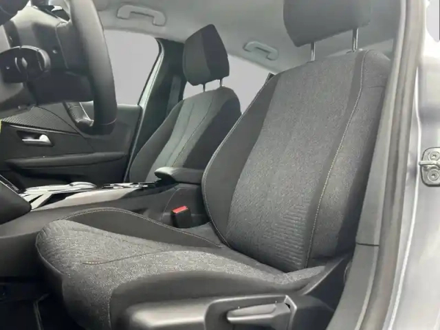 Peugeot 208 electrique 50 kwh 136ch — photo 11