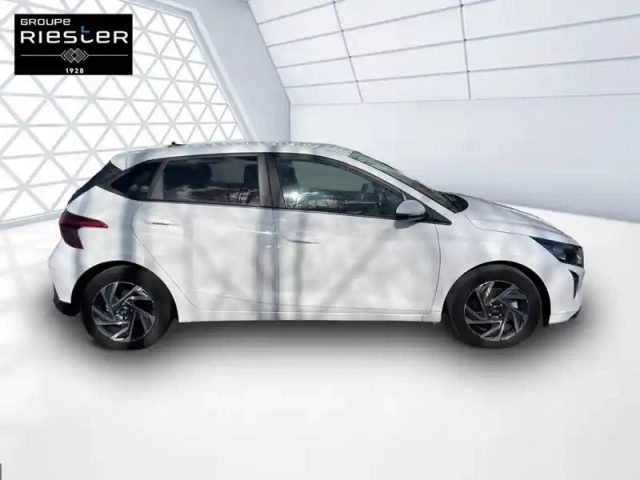 Hyundai I20 1.0 t-gdi 100 dct-7 hybrid 48v — photo 4