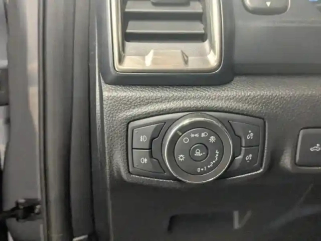 Ford Ranger 2.0 tdci 170ch super cab wolftrak bva10 — photo 12