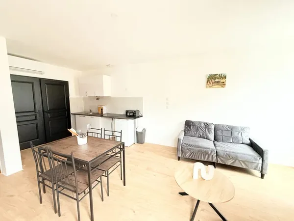 T2 VIENNE MEUBLE