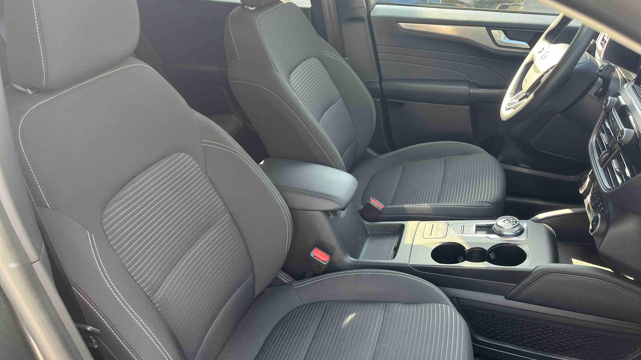 Ford Kuga 2.5 Duratec 190 ch FlexiFuel FHEV E85 Powershift — photo 23