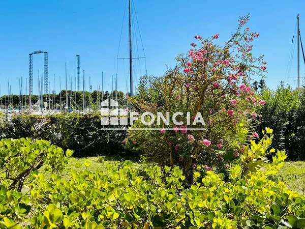 🌴 cap d'agde - t2 avec grande loggia - proche plages & port