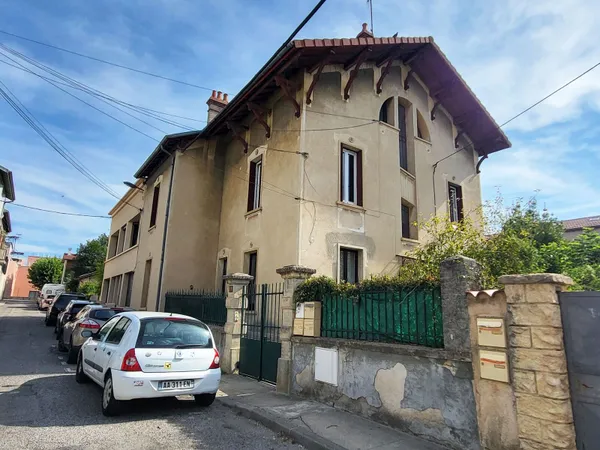 Appartement 2 pièces 72 m²