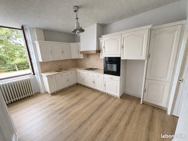 Maison 3 chambres rdc - 90m2 -garage - terasse