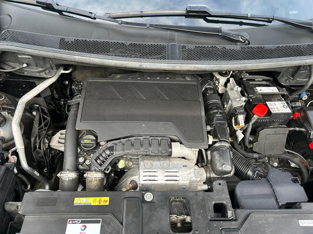 Citroën C5 Aircross puretech 130ch s&s c-series — photo 12