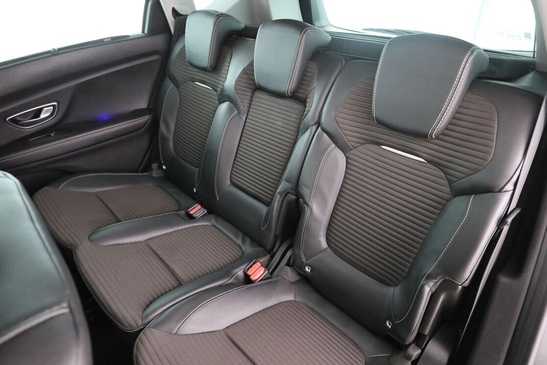 Renault Scenic 1.3 TCe Energy Intens EDC — photo 13
