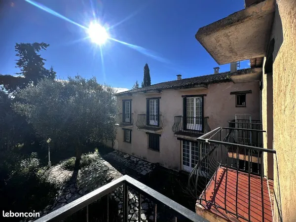 HOTEL 525 m² ANTIBES