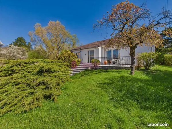 Maison 5 pièces 140 m²