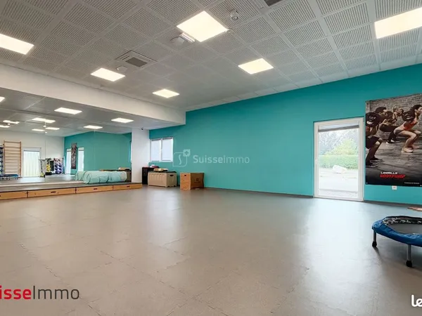Local commercial 341 m² APPENANS