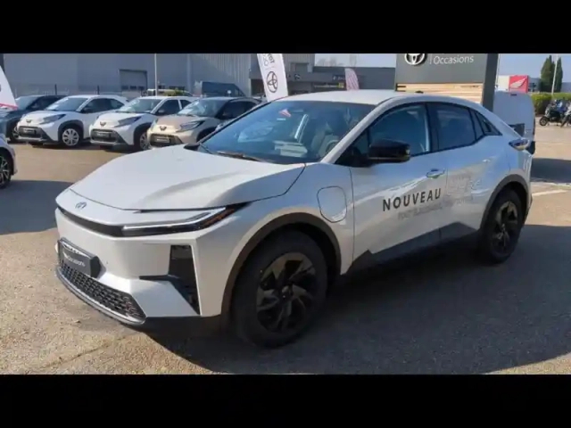 Toyota C-Hr + 224ch 77kwh design grande autonomie — photo 1