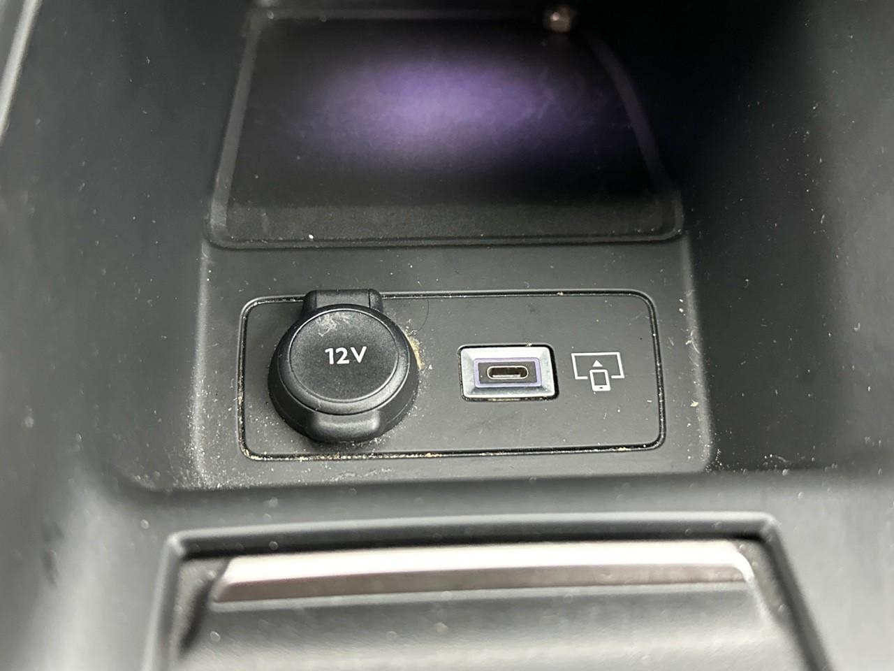 Peugeot 308 puretech 130ch s&s eat8 active pack — photo 33