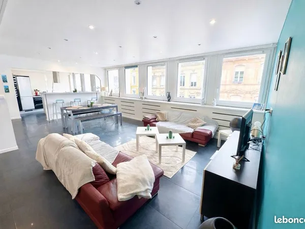 Loft contemporain · 160 m² 4 Pièces · Mulhouse 68100 · Quartier Centre historique