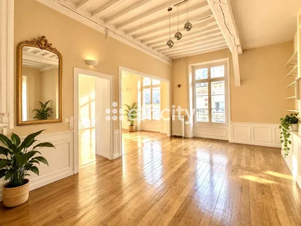 Appartement 5 pièces 128 m²