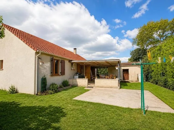 Maison de plain-pied 5 pièces 93 m²