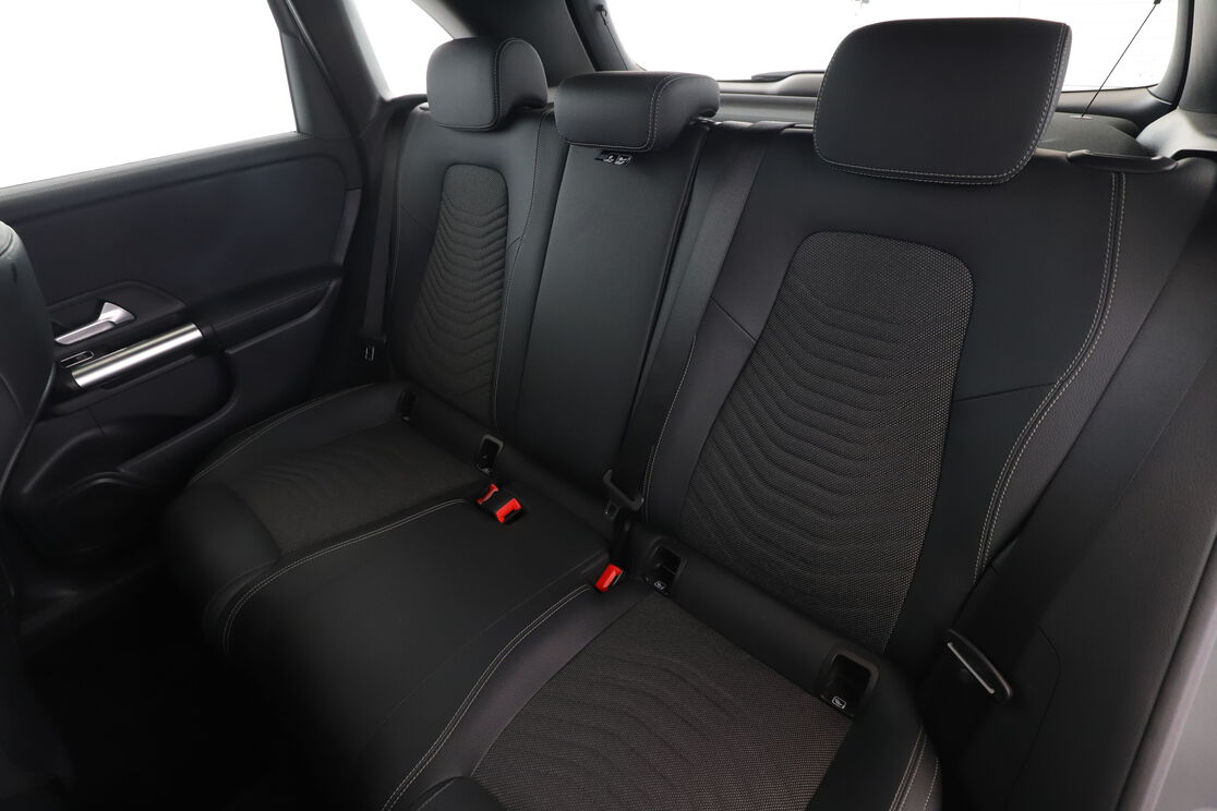 Mercedes-Benz Classe B 180 Progressive Line Edition 7G-DCT — photo 14