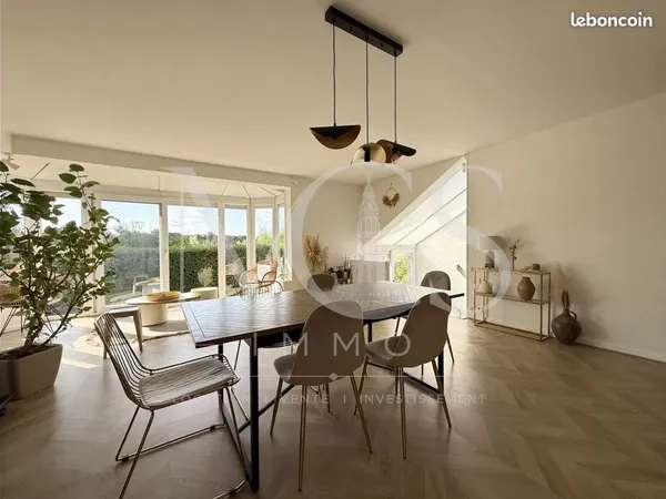 Maison 6 pièces 190 m²