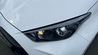 Toyota Yaris 116h Dynamic 5p MY22 — photo 17