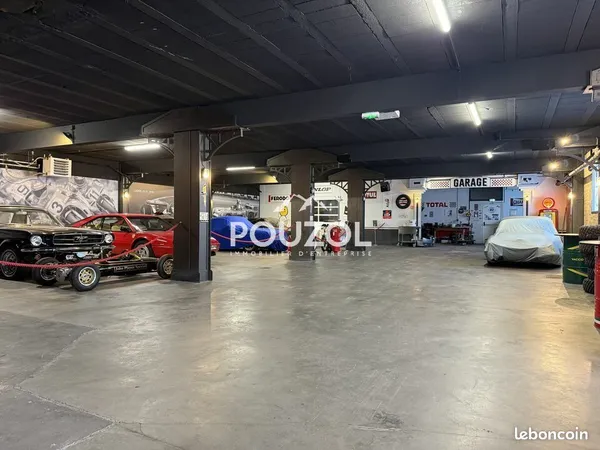Local commercial 630 m² CHAMALIERES