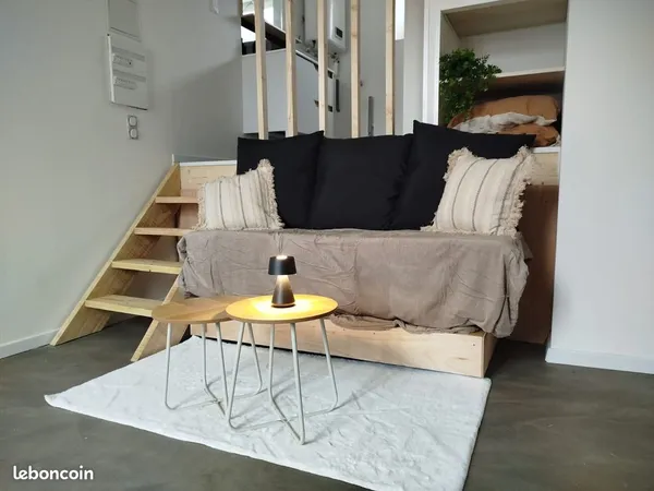 Studio meublé neuf