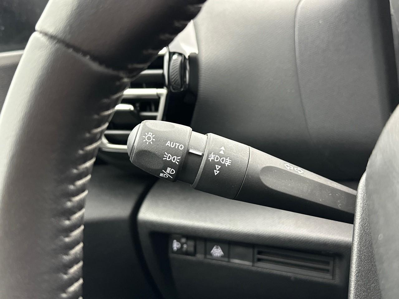 Citroën C4 puretech 100 s&s bvm6 feel — photo 19