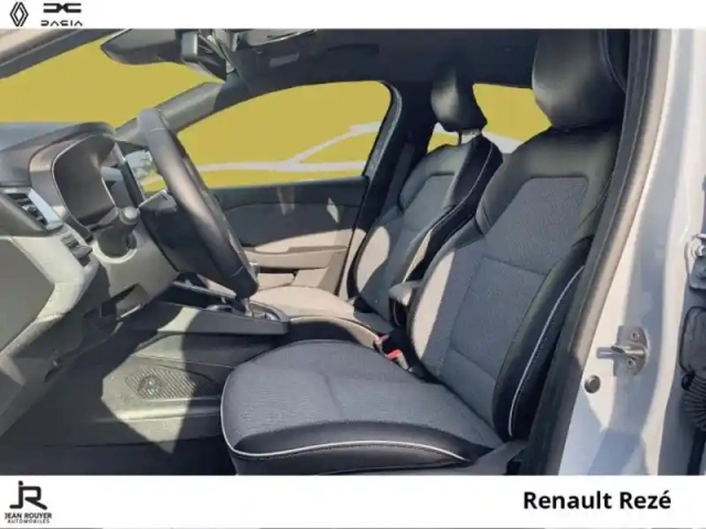 Renault Clio 1.0 tce 90ch techno - 25 — photo 3