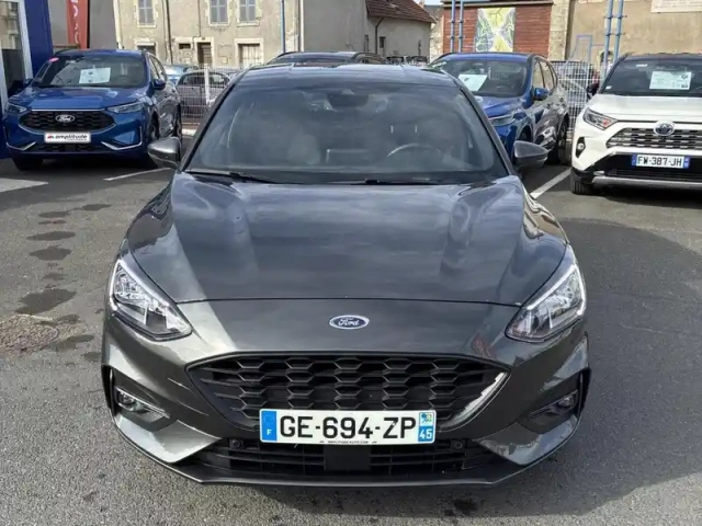 Ford Focus 1.0 ecoboost 125ch st-line — photo 2