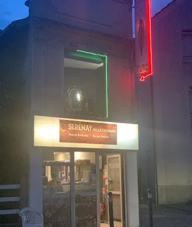 Murs de boutique restaurant occupé depuis 2022 Villecresnes