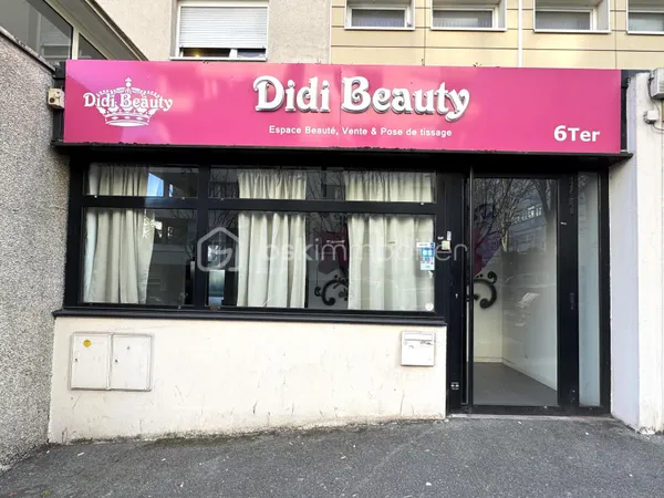 Local 5 pièces 135 m²