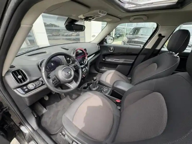 Mini Countryman one d 116ch essential — photo 3