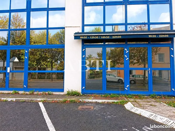 Murs commerciaux 120 m² Quimper