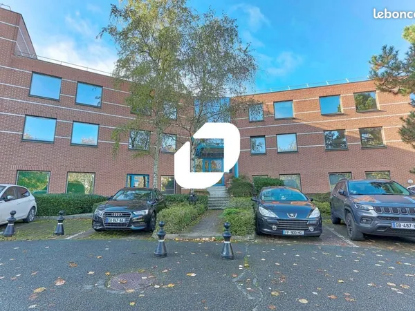 Bureaux 74 m²