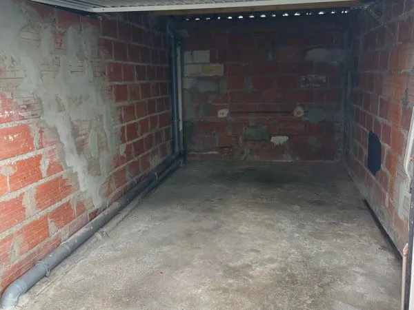 Garage à louer
