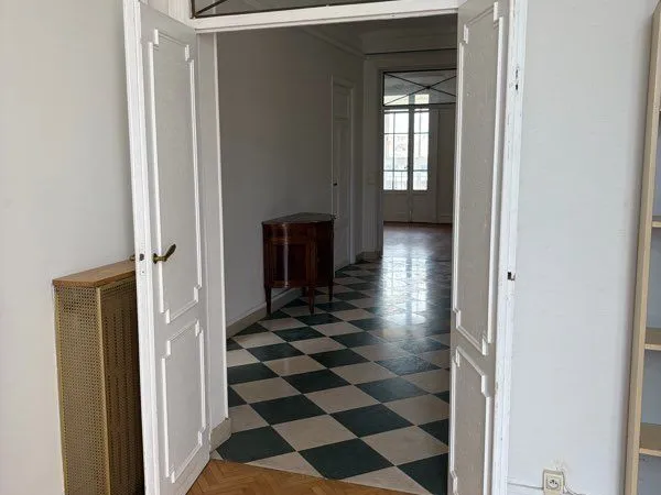 Location appartement T4 - boulevard Perier 13008 (option box parking)