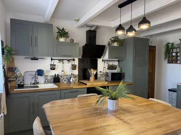 Maison de plain-pied 4 pièces 88 m²
