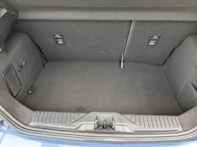 Ford Fiesta 1.1 85ch business 5p euro6.2 — photo 5