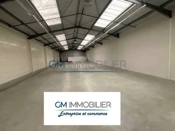 Local 500 m² Mont-de-Marsan