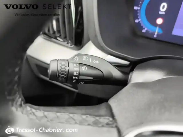 Volvo Xc60 t6 recharge awd 253 ch + 145 ch geartronic 8 inscription — photo 18