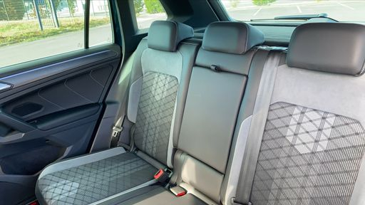 Volkswagen Tiguan 2.0 TDI 150 DSG7 - R-Line Exclusive – 2024 – 33340 km – Diesel – Boîte Automatique — photo 34